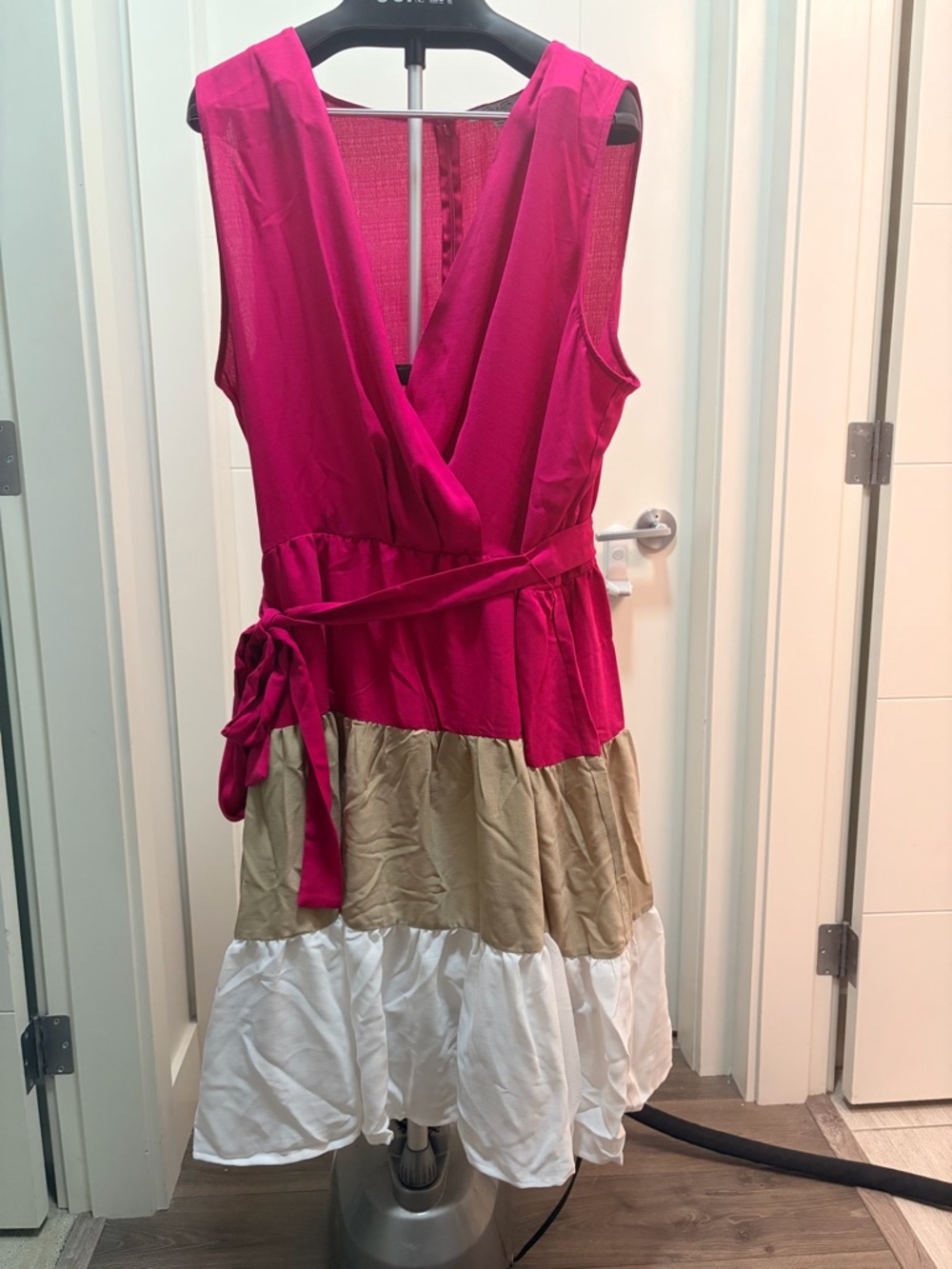 3X Fuchsia, Khaki & White Tiered Sleeveless Dress